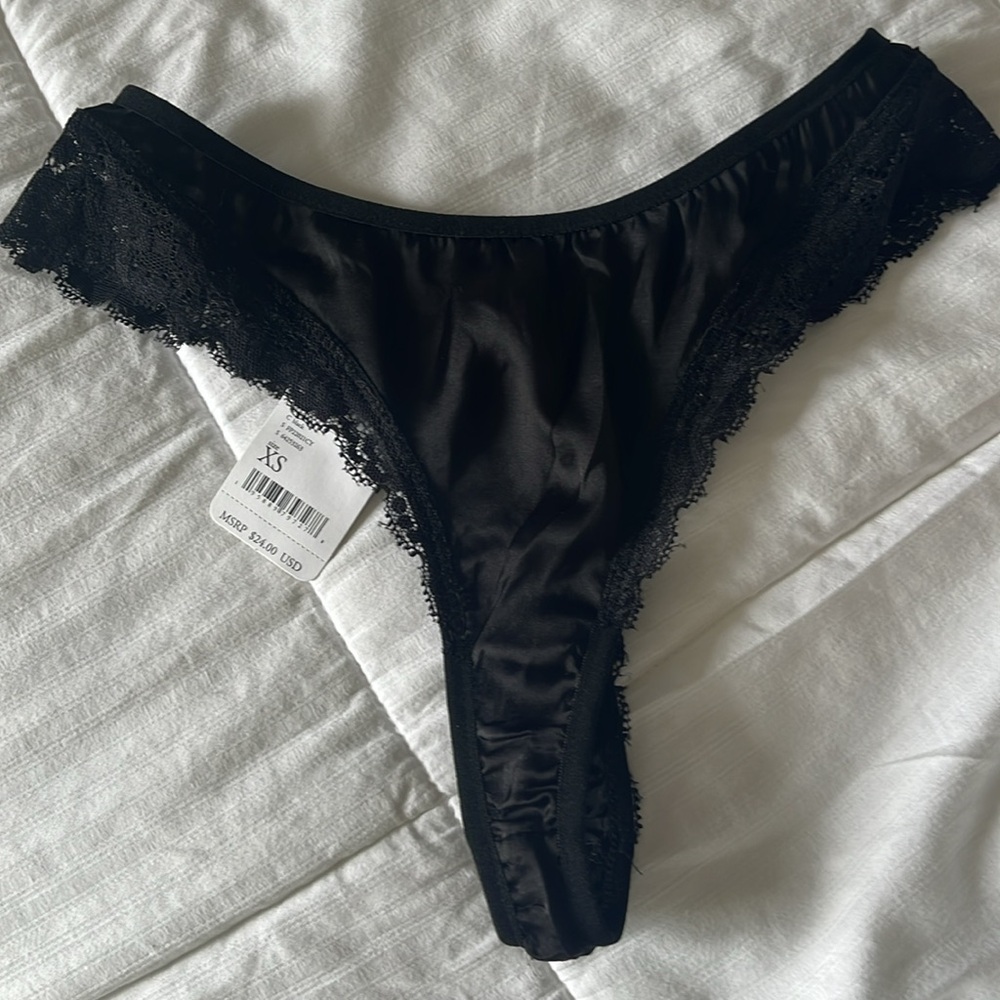 FREE PEOPLE SHE SILKY UNDIE EXTRA SMALL BNWT
